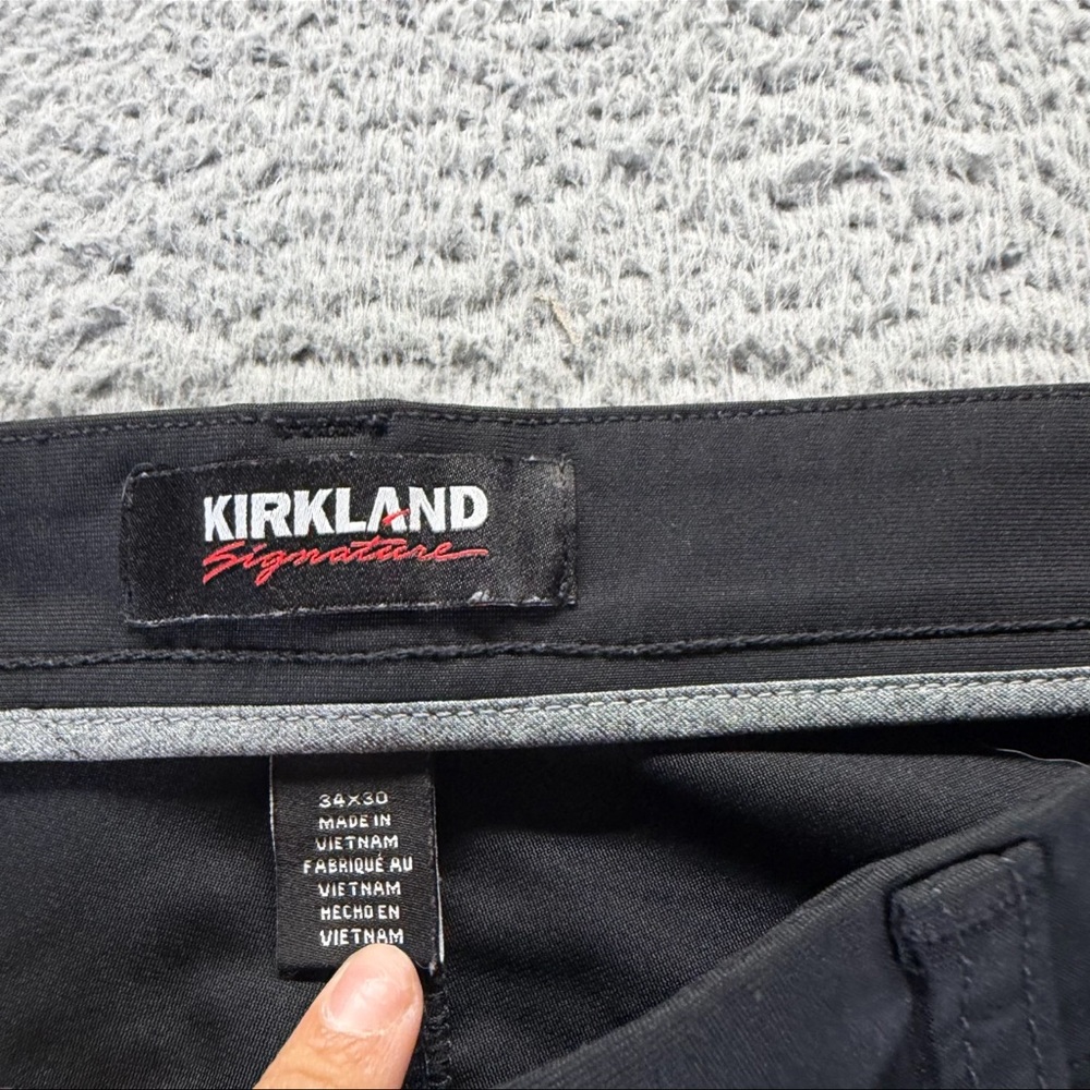 The Kirkland Signature Very Flexible and Stretchy Fabric Black Golf Chinos 34x30